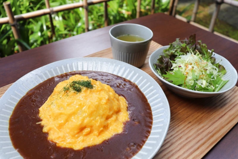 オムカレーライス